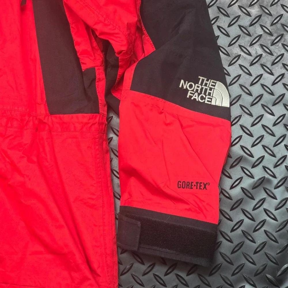 The North Face Mountain Gore-Tex Jacket Mens Medium Red Black Vintage‎ Shell